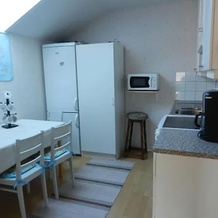 Tupaniemi, Kodikas Ja Tilava Asunto 2-4 Vieraalle Apartment *