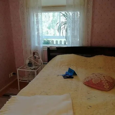 Tupaniemi, Kodikas Ja Tilava Asunto 2-4 Vieraalle Апартаменты *